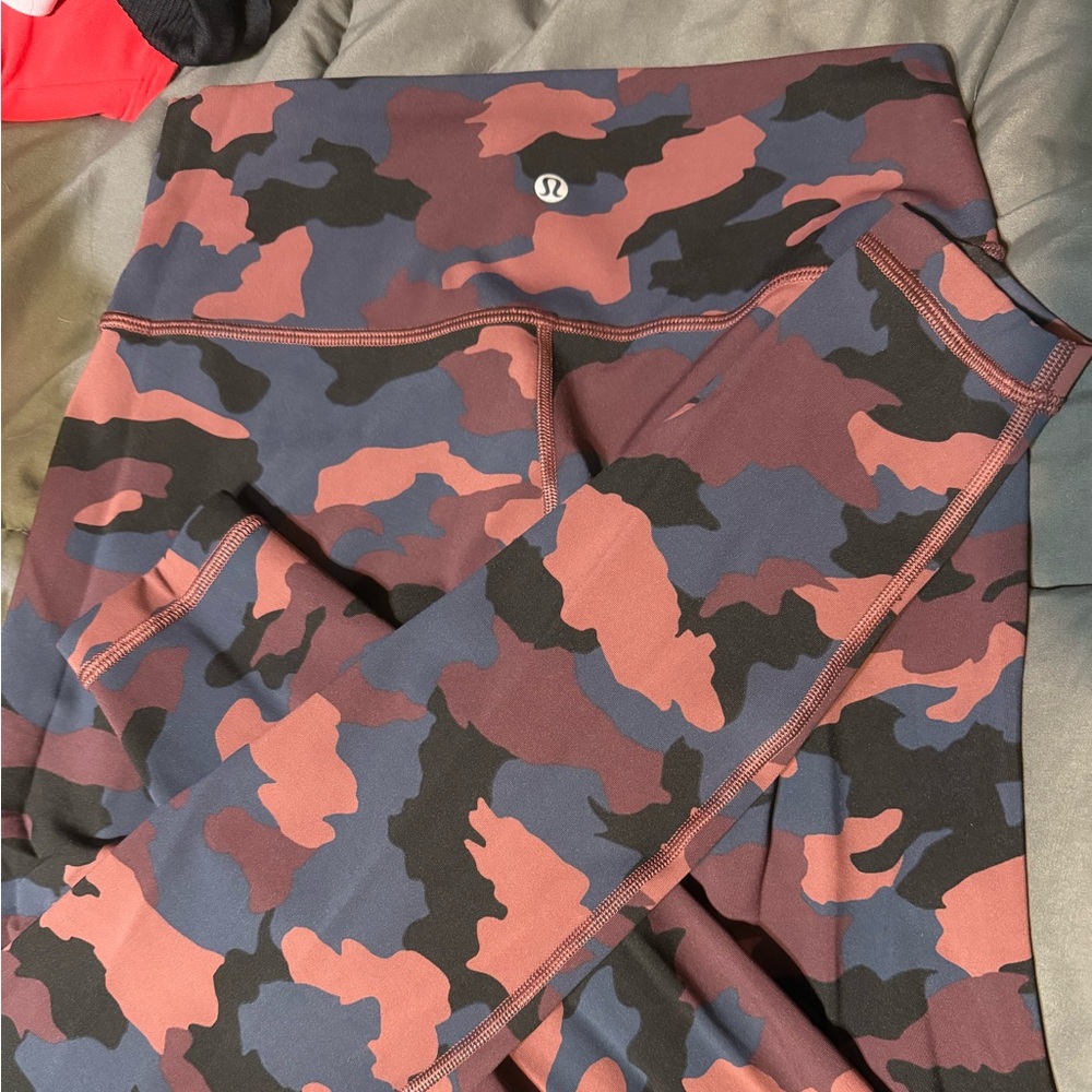 Lululemon Wunder under high rise tight 28 full on luxtreme